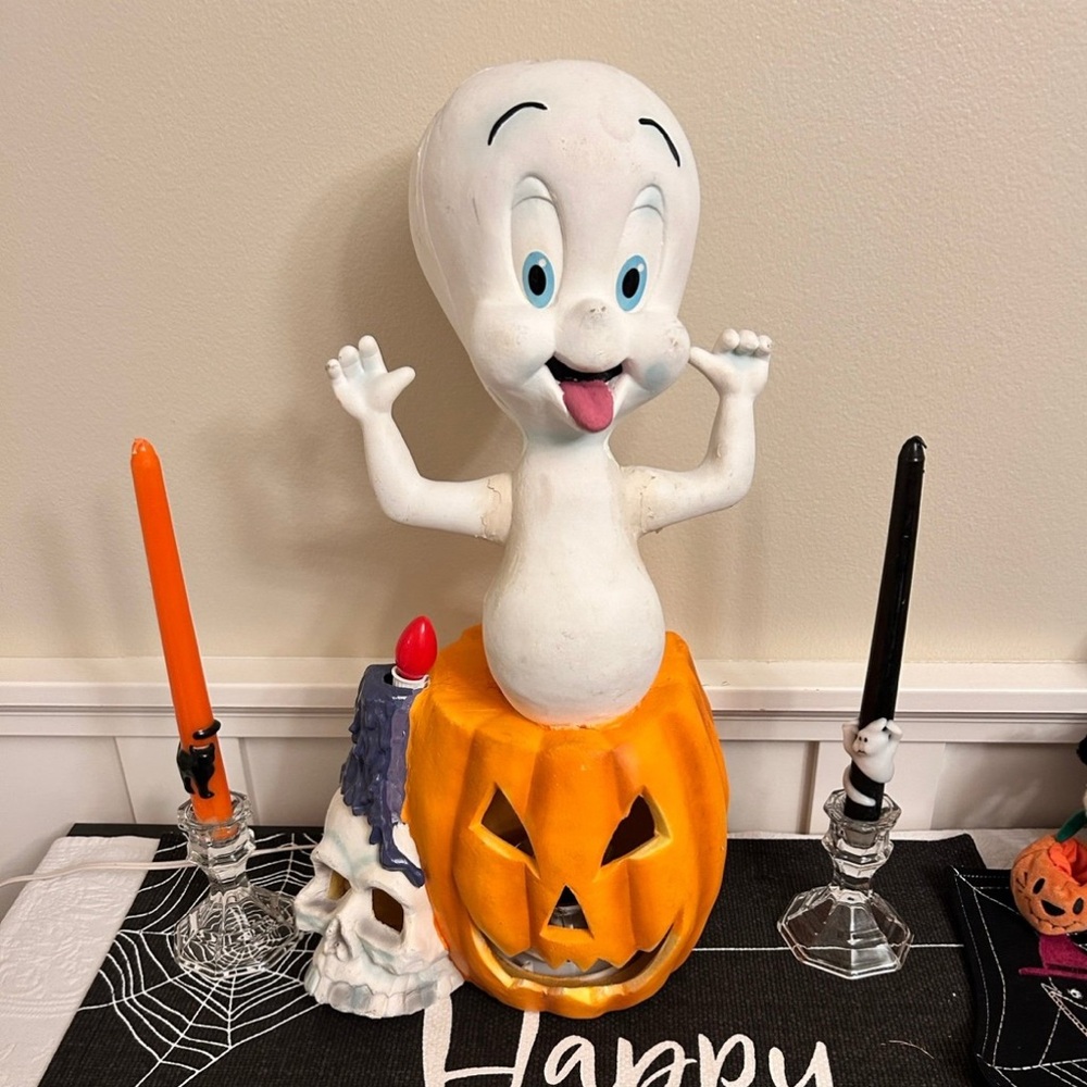 CASPER the FRIENDLY GHOST Lighted Blow Mold Skull Canlde 1996 TRENDMASTERS